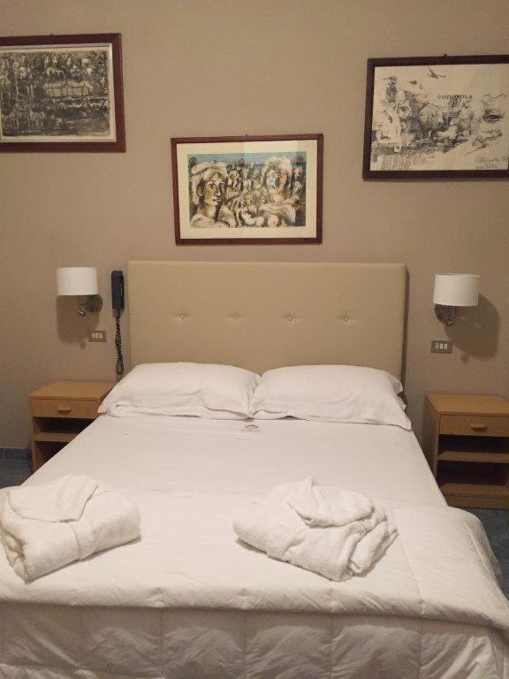 Hotel Ariella 밀라노마리티마 외부 사진