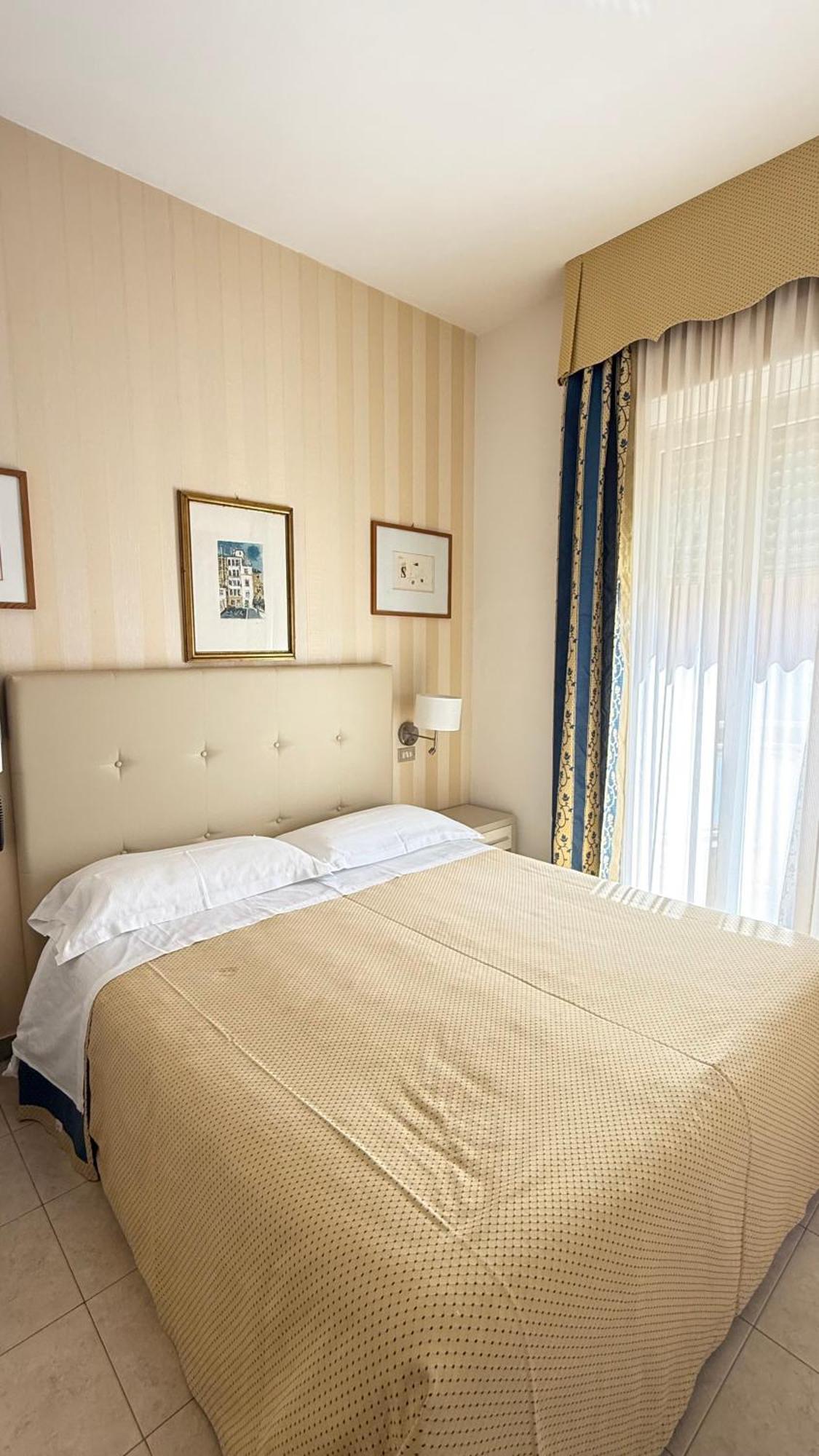 Hotel Ariella 밀라노마리티마 외부 사진